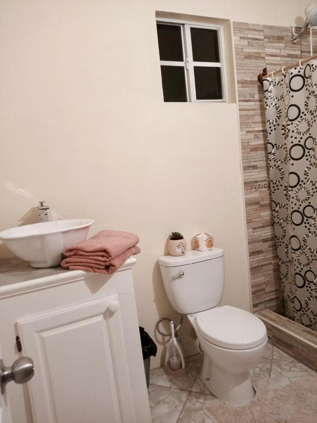Castle Berry Apartments Kingstown Esterno foto