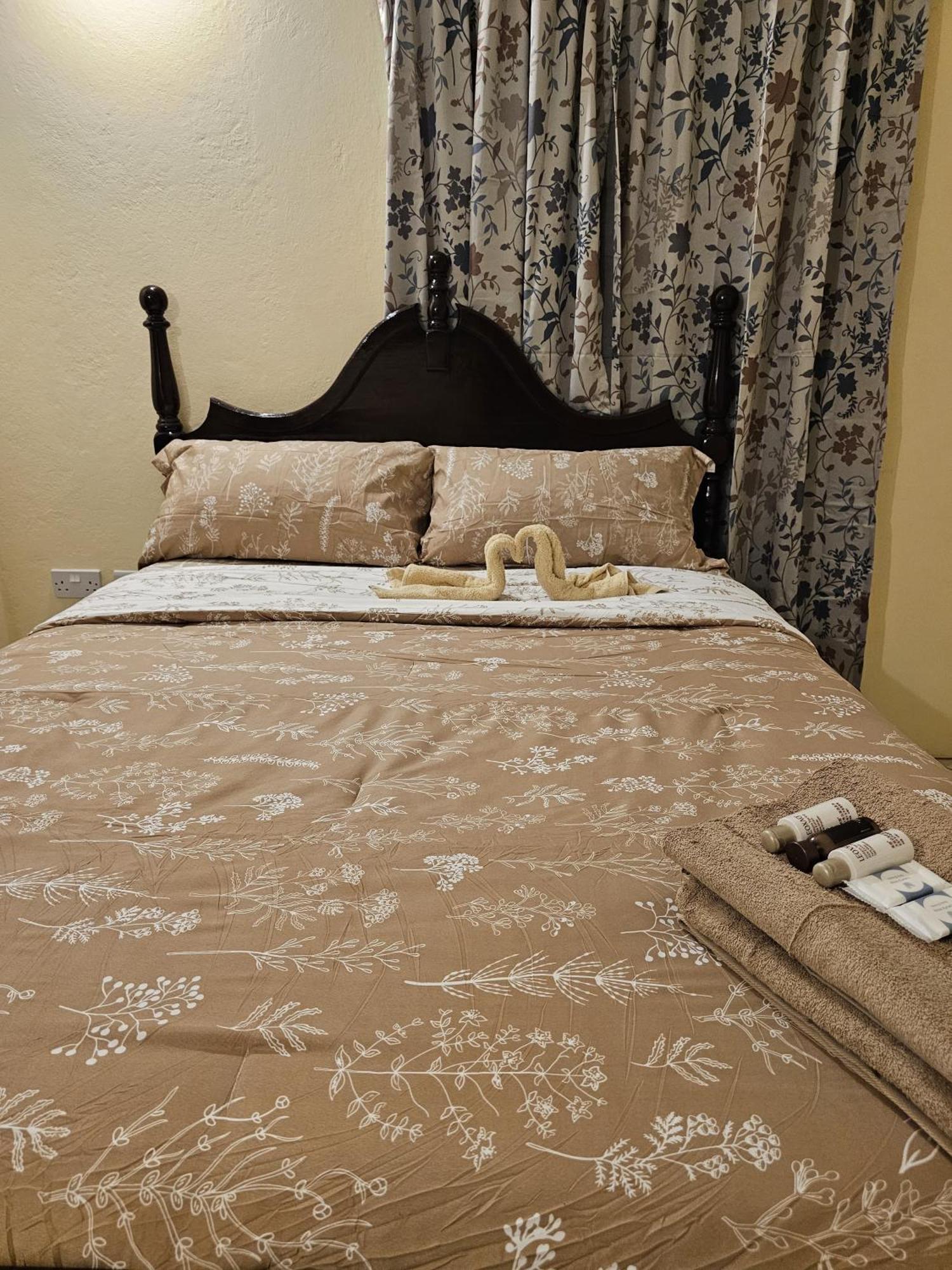 Castle Berry Apartments Kingstown Esterno foto